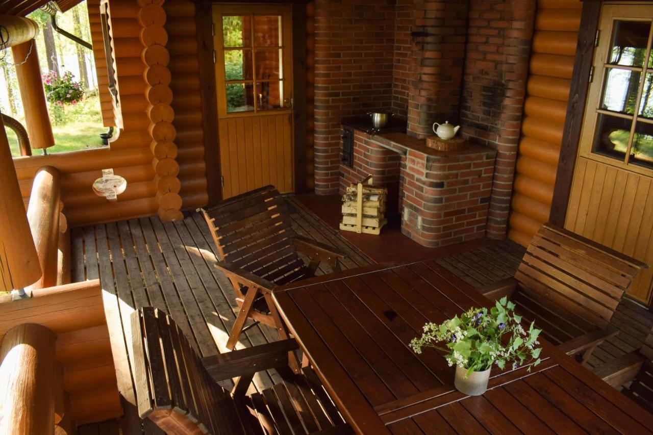 Lomalehto Holiday home Ahvionniemi